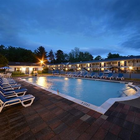Turf And Spa Motel Saratoga Springs Zewnętrze zdjęcie